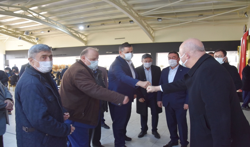 Başkan İnan, Genel Kurul Toplantısının üretici ve çiftçilerimize hayırlı ve uğurlu olması temennisinde bulundu.